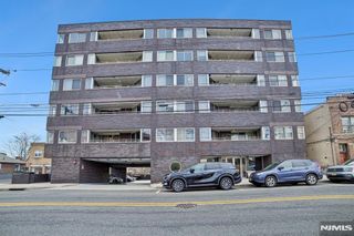 364 PALISADE Avenue 5E, Cliffside Park, NJ 07010