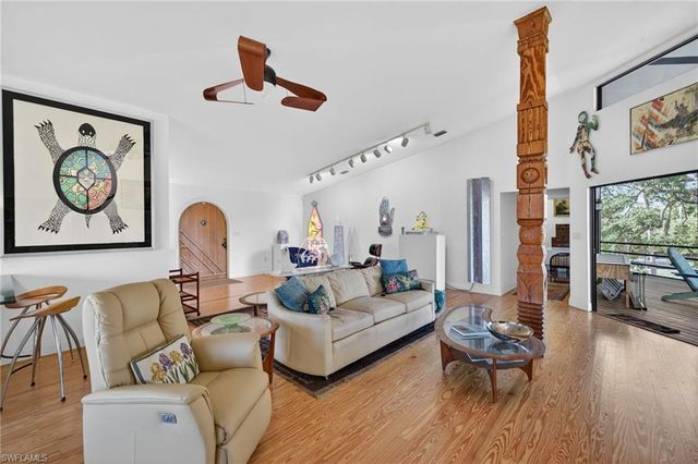 13290 Electron DR, Fort Myers, FL 33908