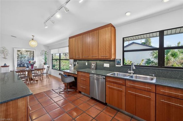 13290 Electron DR, Fort Myers, FL 33908