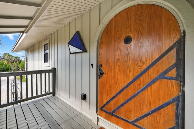 13290 Electron DR, Fort Myers, FL 33908