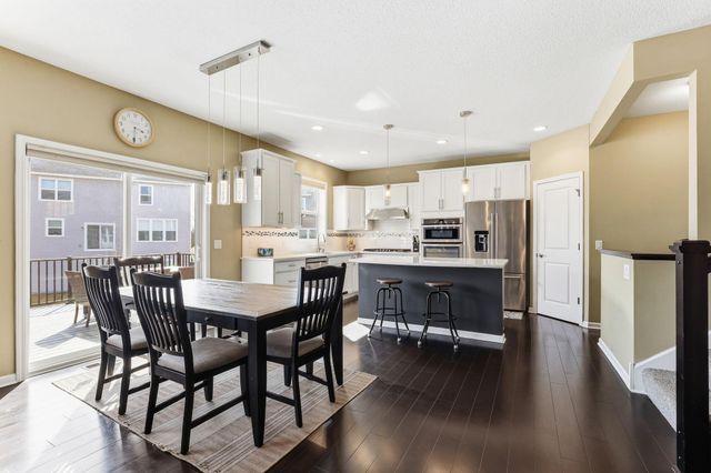 671 Devine Drive, New Brighton, MN 55112