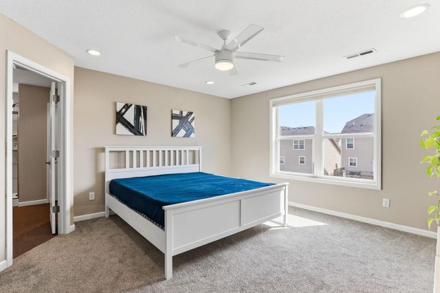 671 Devine Drive, New Brighton, MN 55112