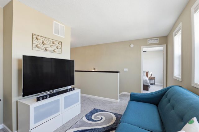 671 Devine Drive, New Brighton, MN 55112