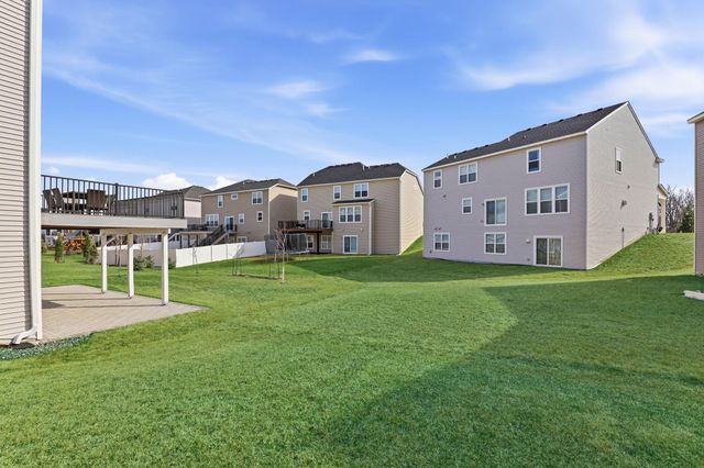 671 Devine Drive, New Brighton, MN 55112