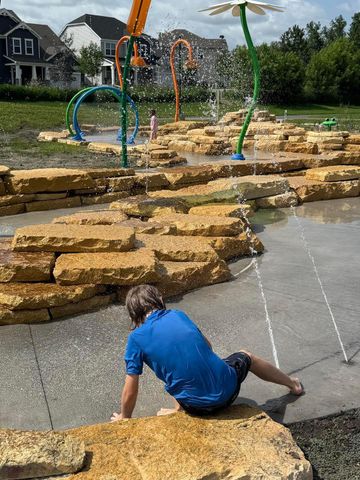 671 Devine Drive, New Brighton, MN 55112