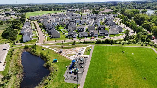 671 Devine Drive, New Brighton, MN 55112