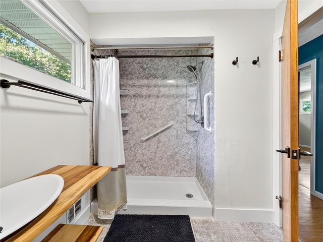 1084 Cherry Hill Lane, Webster, NY 14580