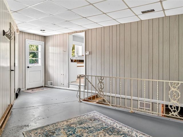 1084 Cherry Hill Lane, Webster, NY 14580