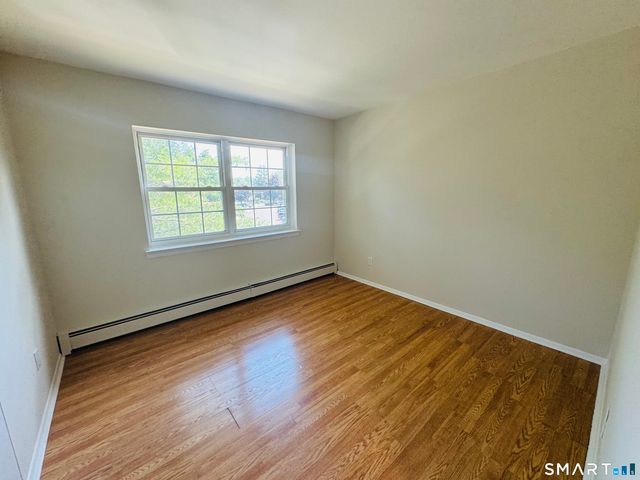 1070 New Haven Avenue 72, Milford, CT 06460