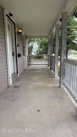 4715 S 1st St, Louisville, KY 40214