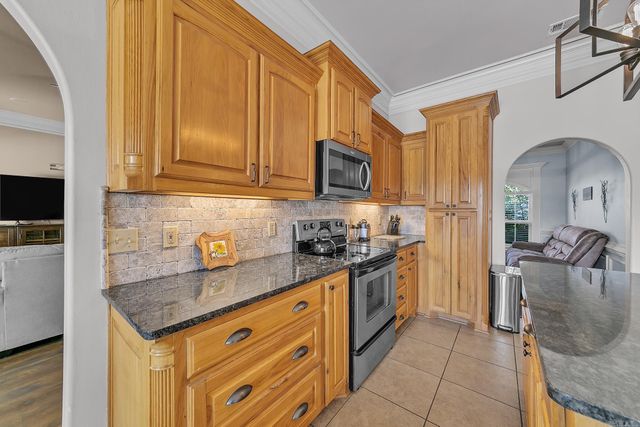 2415 Lakewood Circle, Cabot, AR 72023