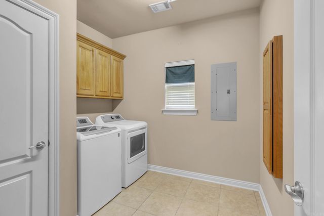 2415 Lakewood Circle, Cabot, AR 72023