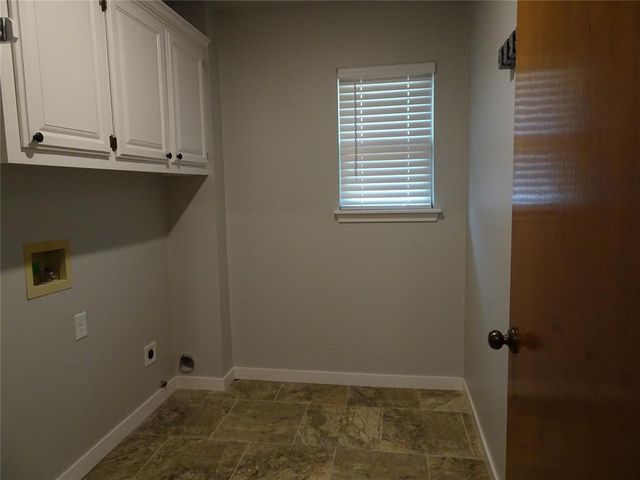 8412 Pinewood Drive, Oklahoma City, OK 73135