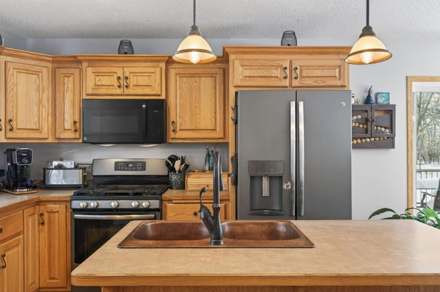 17585 218th Avenue NW, Big Lake, MN 55309