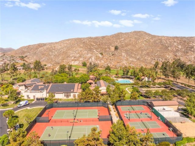 400 Bjorn Court, Hemet, CA 92545