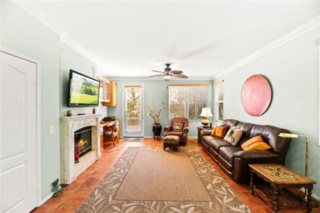 400 Bjorn Court, Hemet, CA 92545