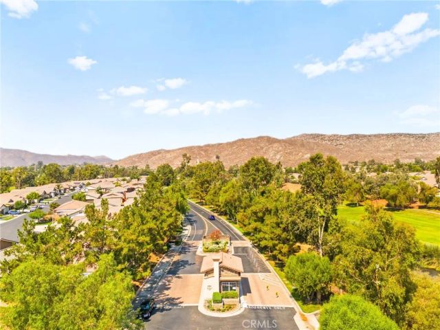 400 Bjorn Court, Hemet, CA 92545