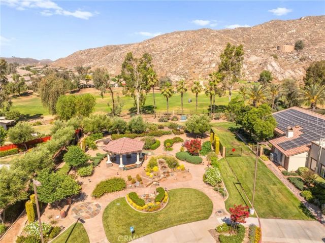 400 Bjorn Court, Hemet, CA 92545