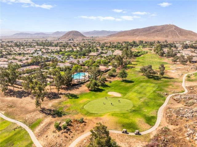 400 Bjorn Court, Hemet, CA 92545
