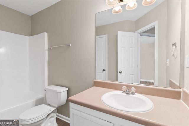 409 Kirkland Drive, Locust Grove, GA 30248