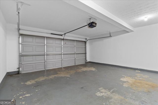 409 Kirkland Drive, Locust Grove, GA 30248