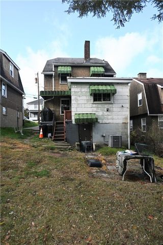 948 Athalia Ave, Monessen, PA 15062