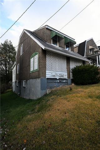 948 Athalia Ave, Monessen, PA 15062