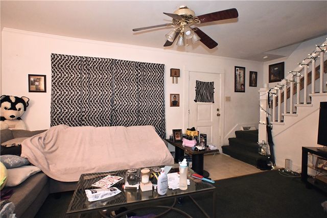 948 Athalia Ave, Monessen, PA 15062