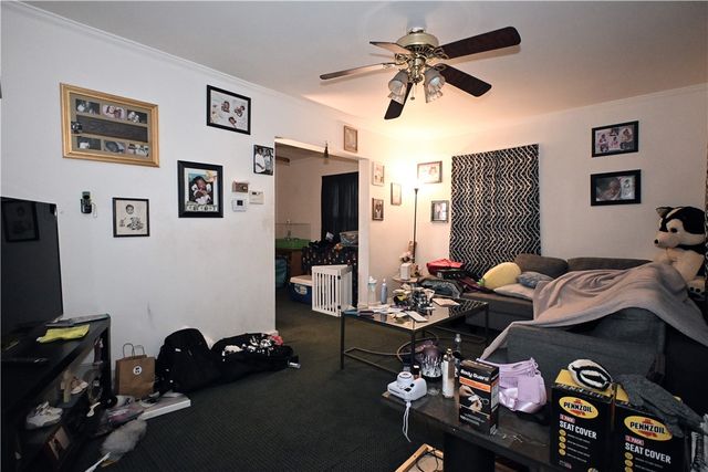 948 Athalia Ave, Monessen, PA 15062