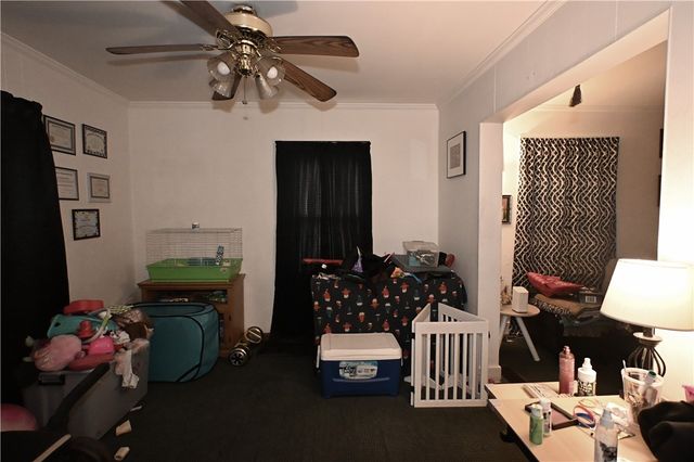 948 Athalia Ave, Monessen, PA 15062