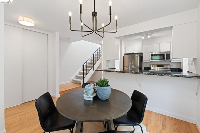 3161 Birmingham Dr 209, Richmond, CA 94806