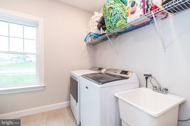 447 GREEN MEADOW DR, Douglassville, PA 19518