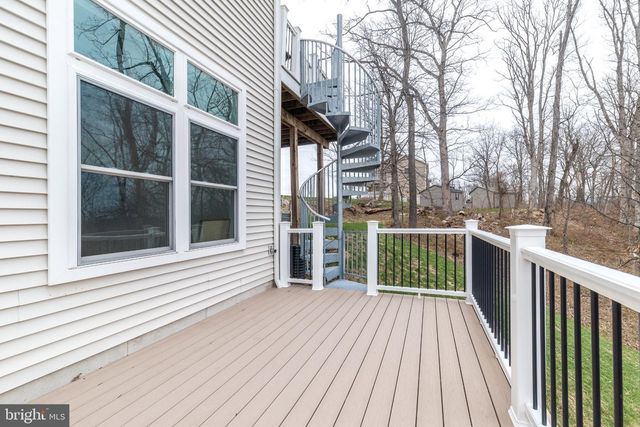 447 GREEN MEADOW DR, Douglassville, PA 19518