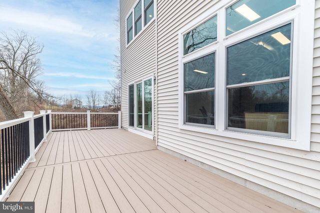 447 GREEN MEADOW DR, Douglassville, PA 19518