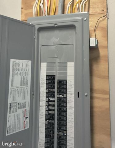 447 GREEN MEADOW DR, Douglassville, PA 19518