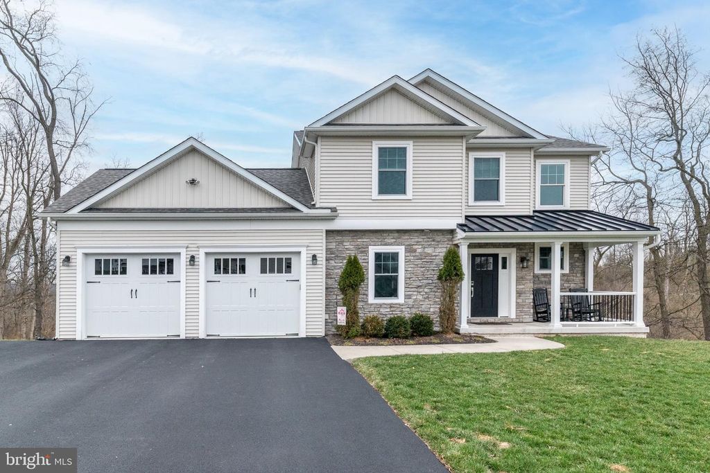 447 GREEN MEADOW DR, Douglassville, PA 19518