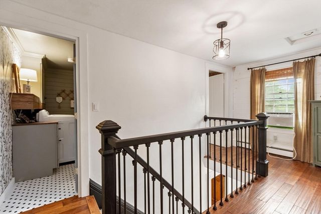 15 Chapel Street, Ashburnham, MA 01430