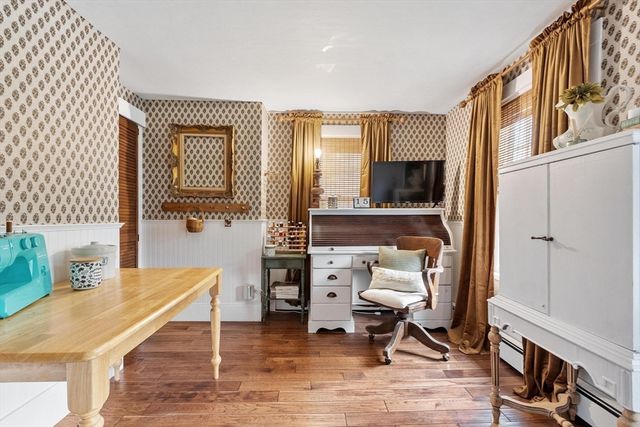 15 Chapel Street, Ashburnham, MA 01430