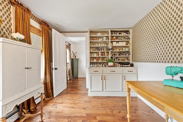 15 Chapel Street, Ashburnham, MA 01430