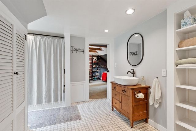 15 Chapel Street, Ashburnham, MA 01430