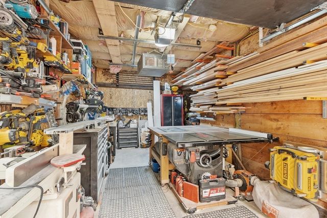15 Chapel Street, Ashburnham, MA 01430