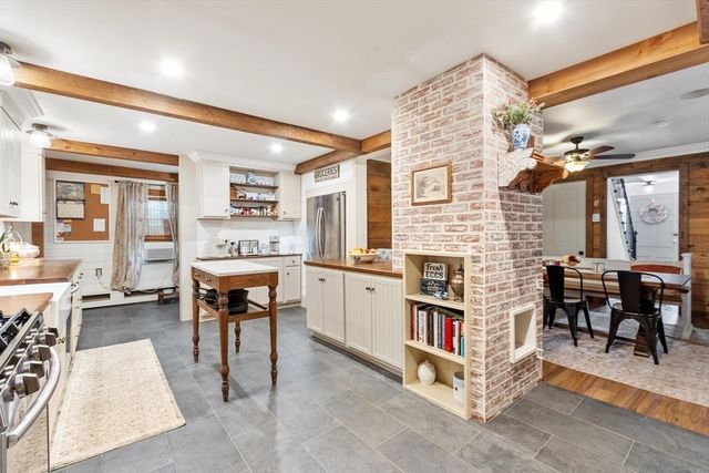 15 Chapel Street, Ashburnham, MA 01430