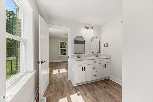 100 Ranes Drive, Henderson, NC 27536