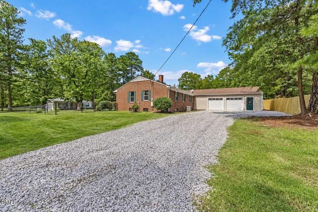 100 Ranes Drive, Henderson, NC 27536