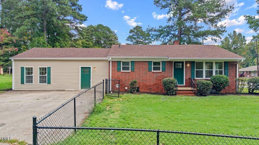100 Ranes Drive, Henderson, NC 27536