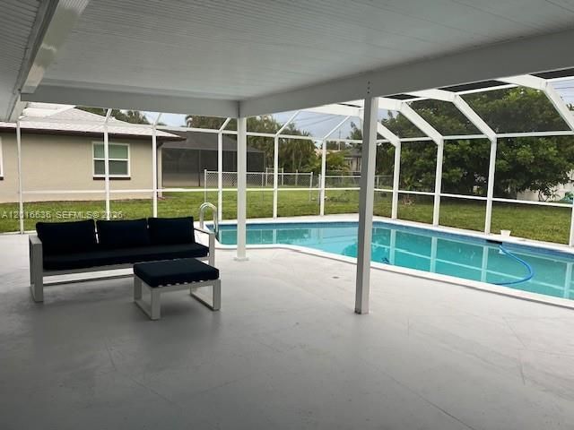 1212 SE 43rd Terrace, Cape Coral, FL 33904