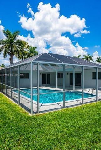 1212 SE 43rd Terrace, Cape Coral, FL 33904