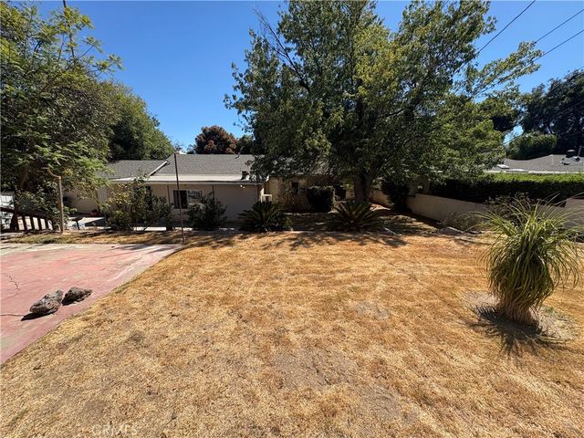 1220 W Marshall, San Bernardino, CA 92405