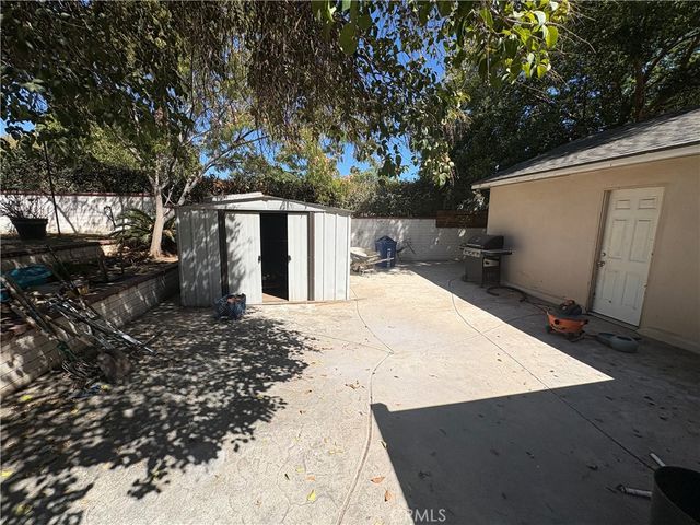 1220 W Marshall, San Bernardino, CA 92405