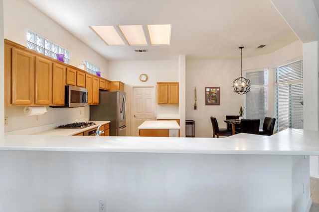 35916 Calloway Lane, Palm Desert, CA 92211